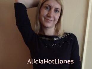 AliciaHotLiones