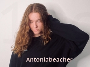 Antoniabeacher