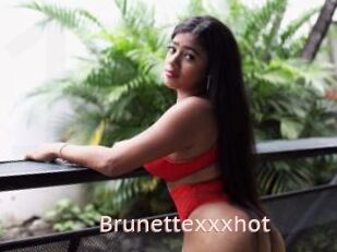 Brunettexxxhot