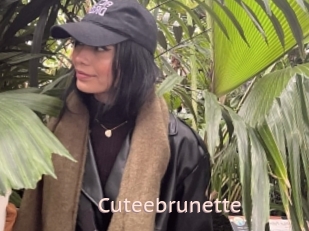 Cuteebrunette