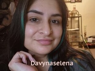 Davynaselena