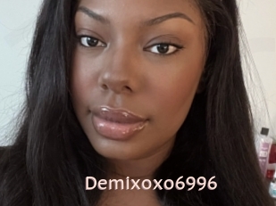 Demixoxo6996