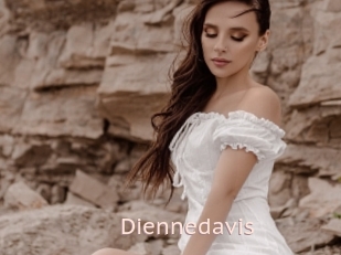 Diennedavis