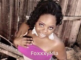 FoxxxyMia