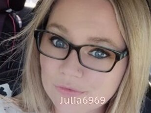 Julia6969