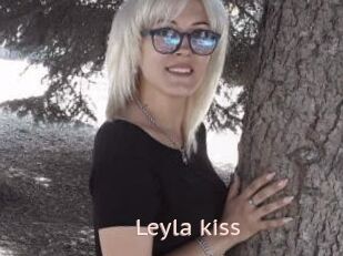 Leyla_kiss