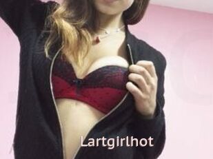 Lartgirlhot