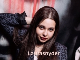 Laurasnyder