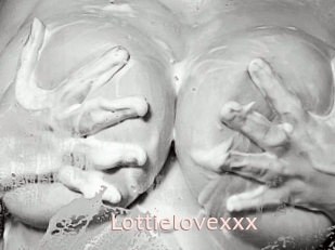 Lottielovexxx