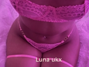 Luna_ukx