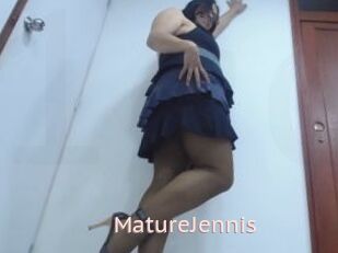 MatureJennis
