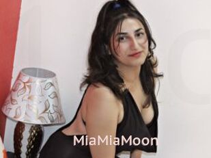 MiaMiaMoon