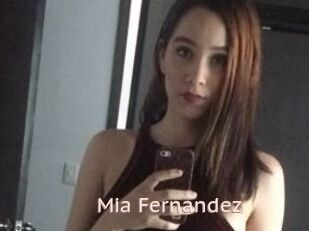 Mia_Fernandez