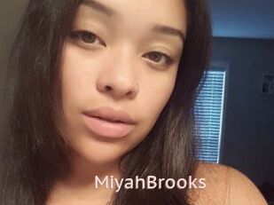 Miyah_Brooks