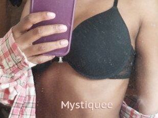 Mystiquee