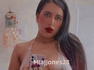 Miajjones28