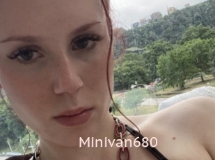 Minivan680