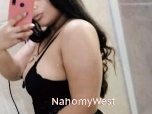 NahomyWest