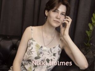 Nikki_Holmes