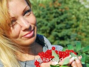 Naiiasolid