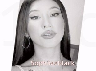 Sophiieeblack