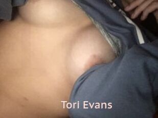 Tori_Evans