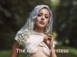 The_dragon_priestess