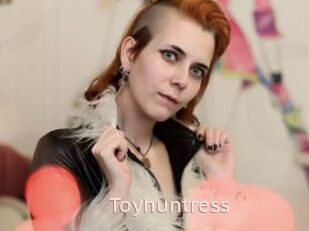 Toyhuntress